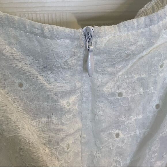 Kittenish White Eyelet Dress Size Large - Picture 7 of 12